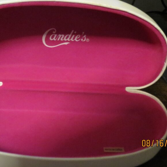 Candies Hard Clam Shell for Glasses - Picture 3 of 5